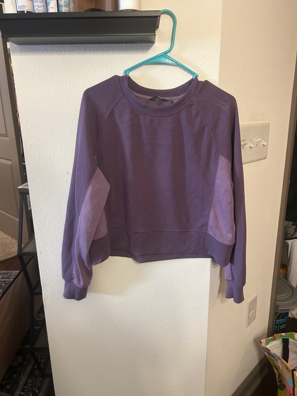 Danskin Purple Crewneck Pullover Sweatshirt
